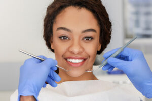 Twin Oak Dental Studio | How Can I Close a Gap Between My Two Front Teeth